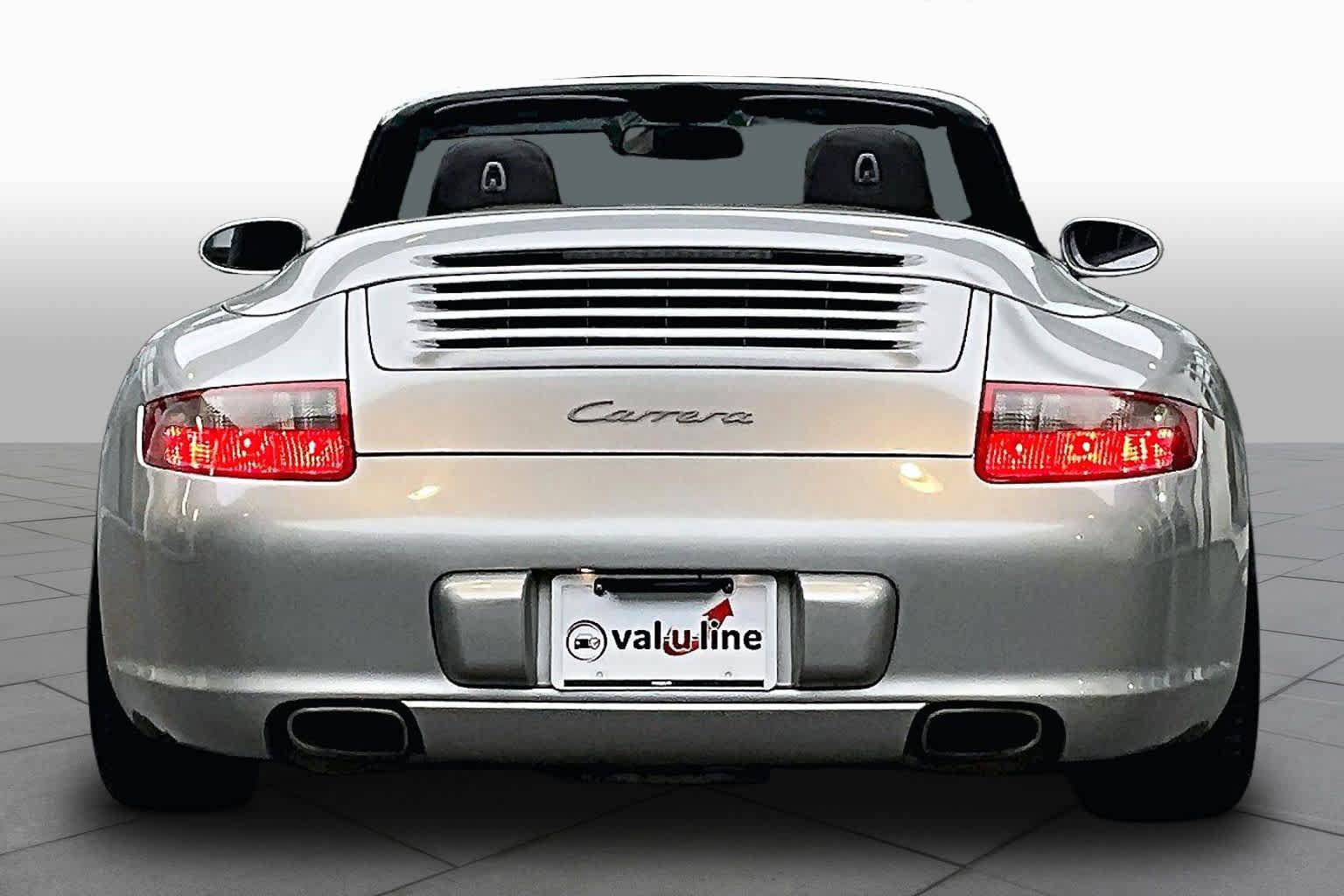 Used 2006 Porsche 911 Carrera RWD image 4