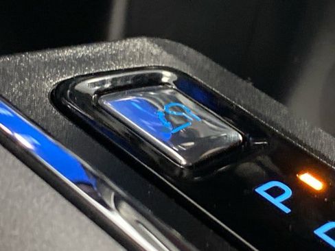 New 2025 Ford F150 XLT w/ Equipment Group 302A MID image 25