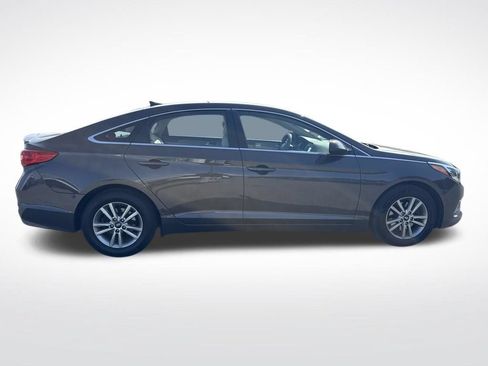 Used 2017 Hyundai Sonata SE FWD image 7