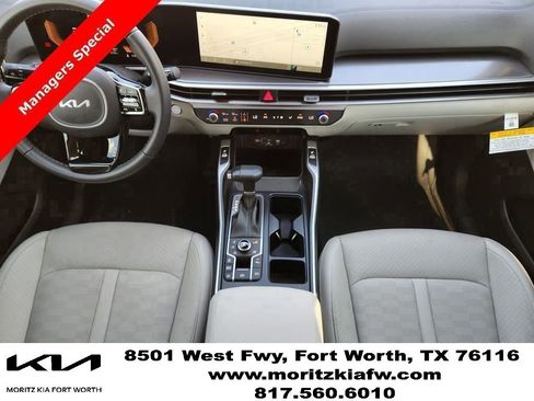 New 2025 Kia Sorento S AWD/4WD image 18