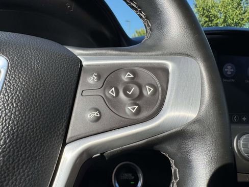 Used 2023 GMC Terrain SLT image 31