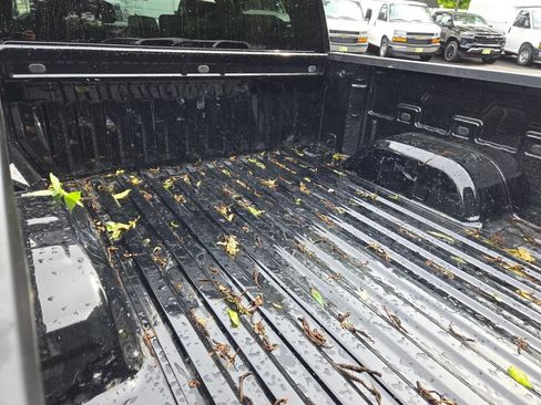 Certified 2026 Chevrolet Silverado 1500 LT AWD/4WD image 10