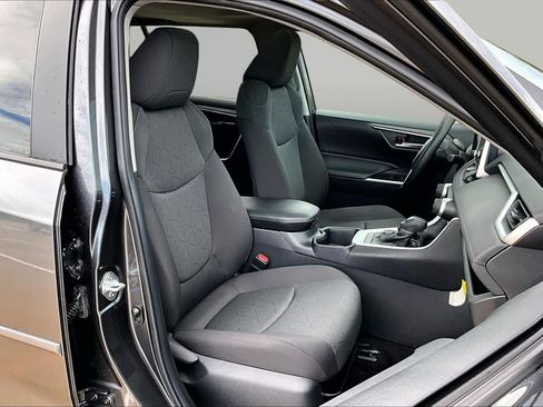 Used 2023 Toyota RAV4 XLE w/ Convenience Package AWD/4WD image 9