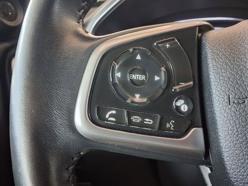 Used 2020 Honda CR-V Touring image 17