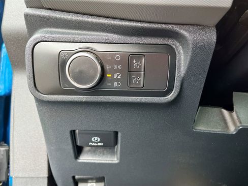 Used 2022 Ford Bronco Black Diamond image 10