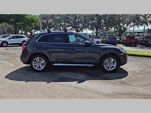Used 2020 Audi Q5 2.0T Premium w/ Convenience Package image 39