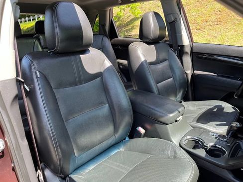 Used 2011 Kia Sorento EX w/ Premium Pkg AWD/4WD image 39