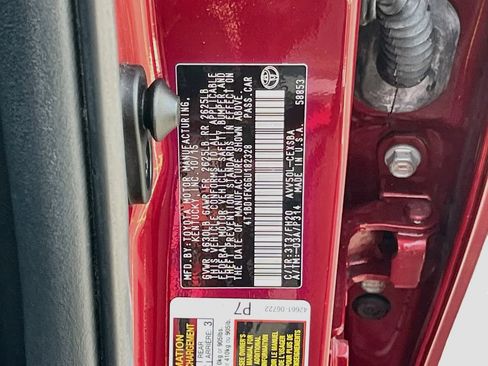 Used 2016 Toyota Camry SE FWD image 28