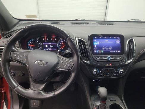 Used 2022 Chevrolet Equinox RS w/ Infotainment Package image 22