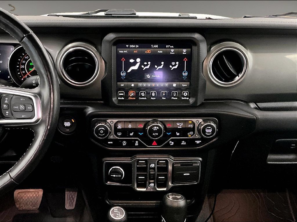Used 2023 Jeep Wrangler Unlimited Sahara w/ LED Lighting Group AWD/4WD image 18