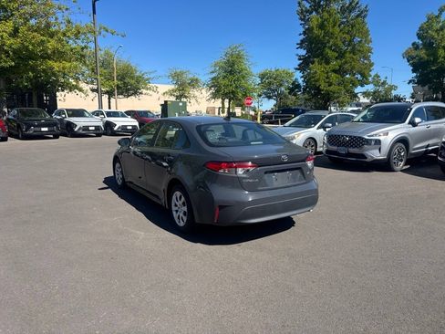 Used 2024 Toyota Corolla LE FWD image 3