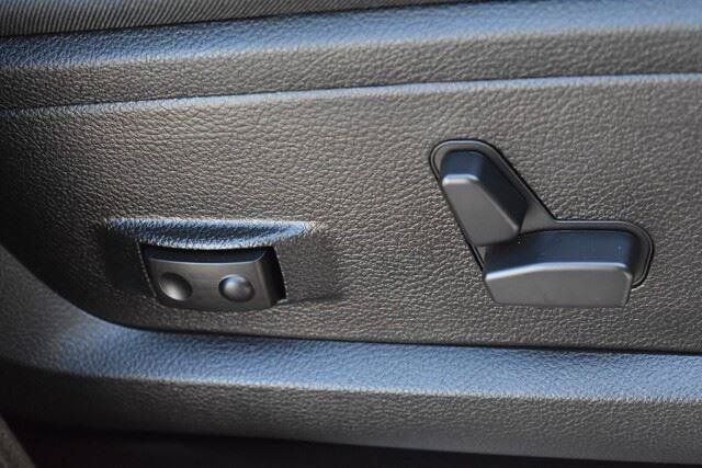 Used 2025 RAM 3500 Limited AWD/4WD image 19