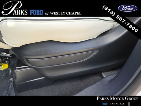 Used 2025 Lincoln Aviator Black Label w/ Black Label Special Edition AWD/4WD image 22