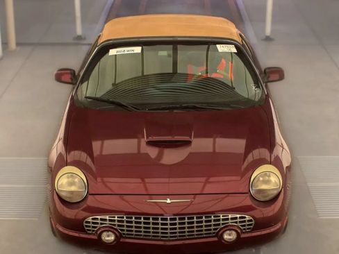 Used 2004 Ford Thunderbird RWD image 13