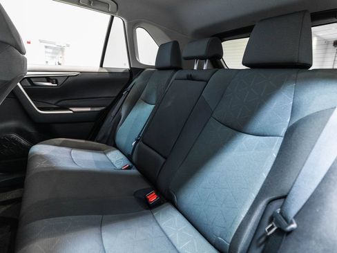 Certified 2025 Toyota RAV4 XLE AWD/4WD image 30