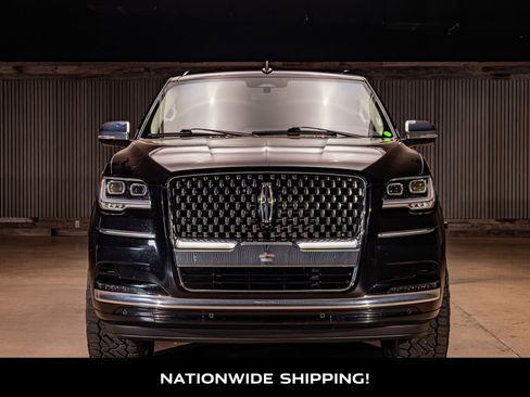 Used 2023 Lincoln Navigator L Black Label image 4