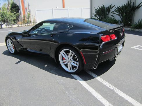 Used 2016 Chevrolet Corvette Stingray Coupe w/ 2LT Preferred Equipment Group RWD image 6
