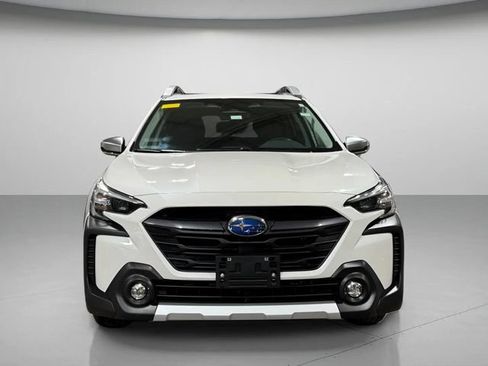 Used 2023 Subaru Outback Touring XT w/ Tech Package 3 AWD/4WD image 8