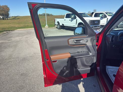 New 2025 Ford Bronco Sport Outer Banks AWD/4WD image 16