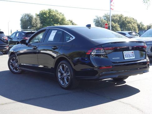 Used 2023 Honda Accord EX image 9