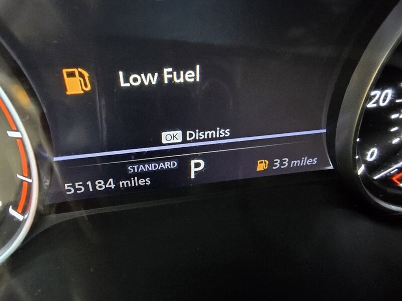 Used 2025 Nissan Rogue SV FWD image 27