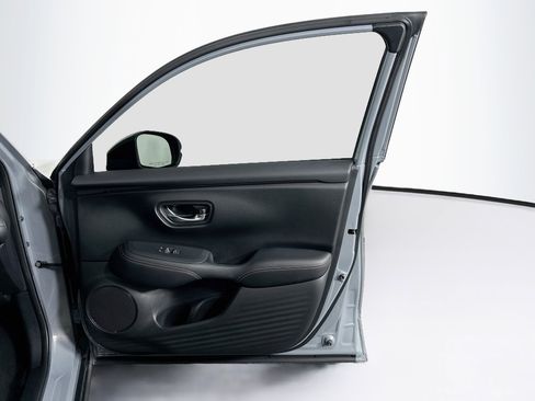Used 2024 Honda HR-V Sport image 30