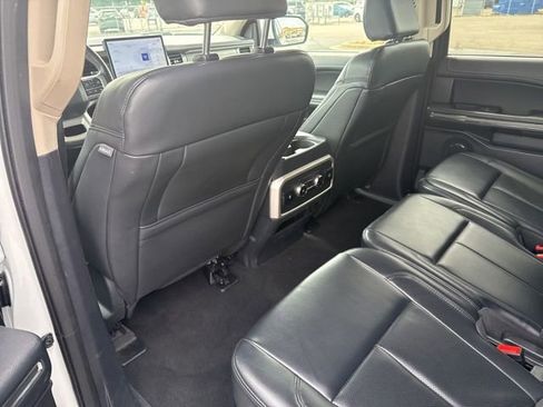 Used 2024 Ford Expedition Max XLT AWD/4WD image 23