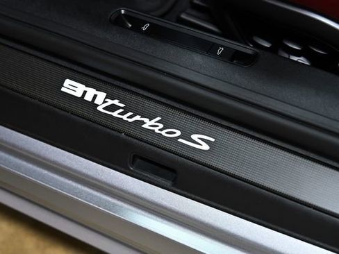 Used 2021 Porsche 911 Turbo S image 27