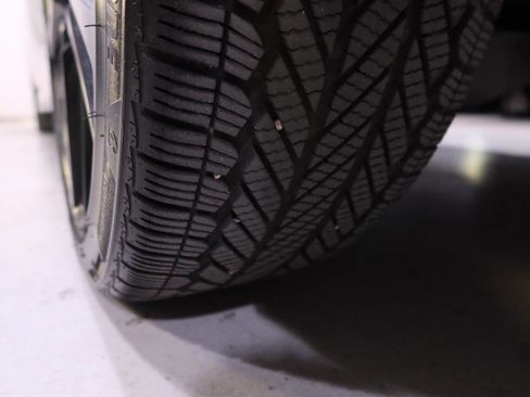 Used 2022 Toyota Camry XSE image 37