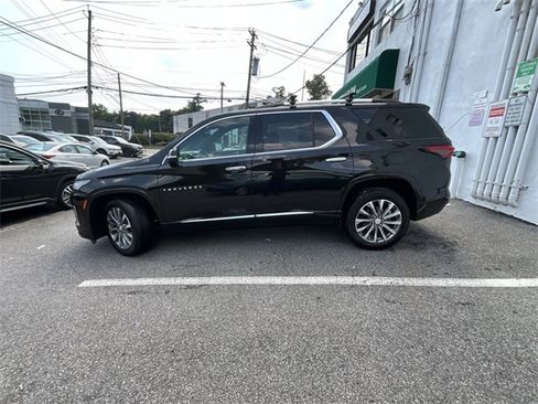 Used 2023 Chevrolet Traverse Premier w/ LPO, Floor Liner Package image 3