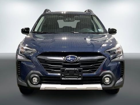 Used 2024 Subaru Outback Limited image 2