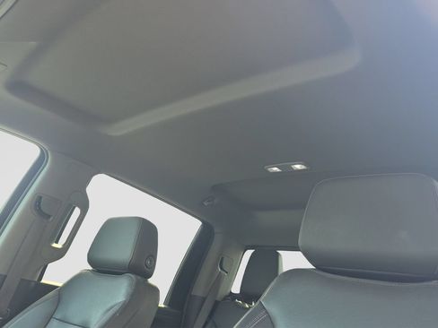 Used 2021 GMC Sierra 2500 SLT w/ SLT Convenience Package AWD/4WD image 8
