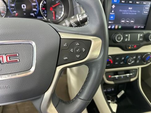 Used 2023 GMC Terrain Denali w/ Denali Premium Package AWD/4WD image 16