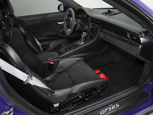 Used 2016 Porsche 911 GT3 RS RWD image 2