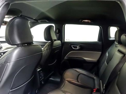 Used 2023 Jeep Compass Limited AWD/4WD image 11