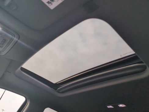 Used 2019 Chevrolet Silverado 1500 LTZ w/ LTZ Premium Package image 19