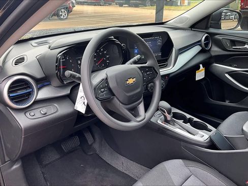 New 2026 Chevrolet Trax LS w/ Driver Confidence Package FWD image 8