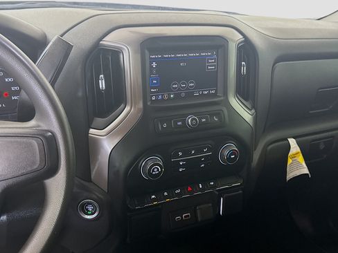 Used 2023 Chevrolet Silverado 1500 Custom RWD image 17