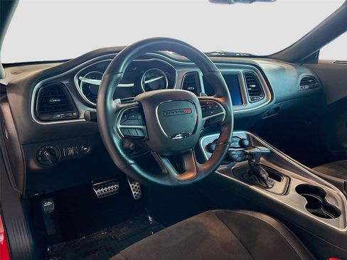 Used 2019 Dodge Challenger R/T Scat Pack RWD image 10