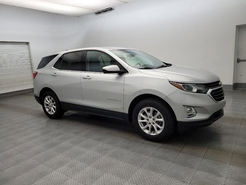 Used 2020 Chevrolet Equinox LT w/ LPO, Floor Liner Package image 11