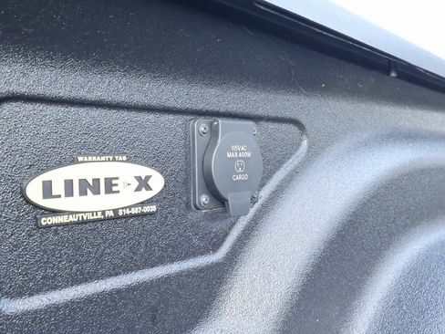 Used 2023 RAM 2500 Laramie w/ Night Edition image 33