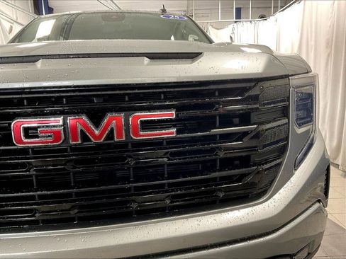 Used 2025 GMC Sierra 1500 Elevation AWD/4WD image 32