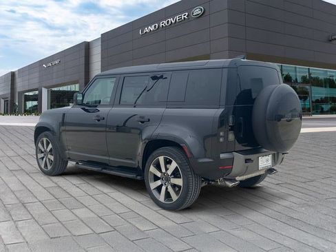 New 2026 Land Rover Defender 110 V8 AWD/4WD image 3