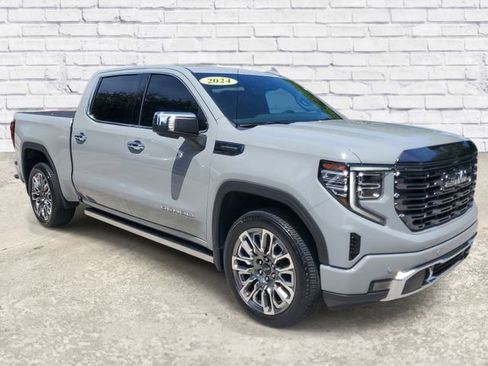 Certified 2024 GMC Sierra 1500 Denali Ultimate AWD/4WD image 5