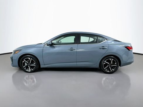 Used 2024 Nissan Sentra SV FWD image 9
