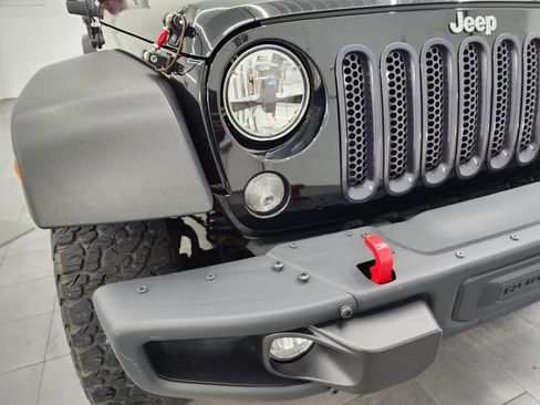 Used 2014 Jeep Wrangler Unlimited Rubicon AWD/4WD image 22