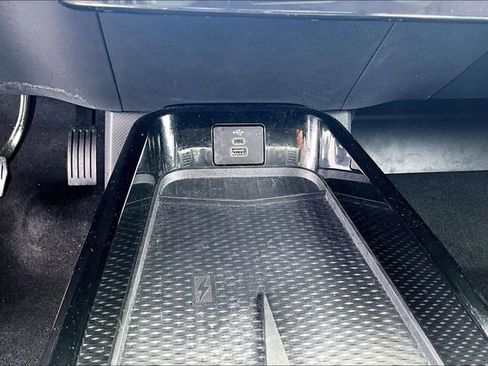 Used 2025 Ford Mustang Mach-E Premium AWD/4WD image 15