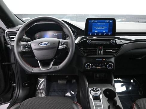 Used 2025 Ford Escape ST-Line AWD/4WD image 11