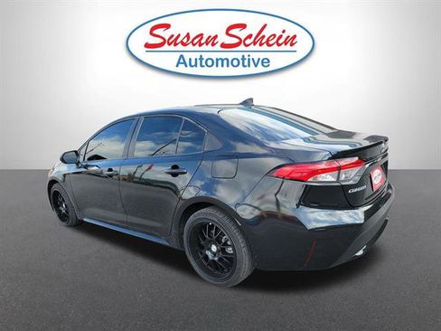 Used 2021 Toyota Corolla LE FWD image 25