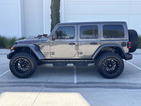 Used 2018 Jeep Wrangler Unlimited Rubicon AWD/4WD image 6